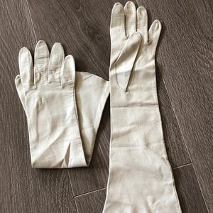 Vintage leather gloves